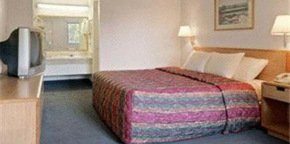 4 A'S Inn East Ridge Zimmer foto